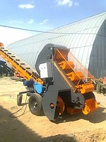 Погрузчик ковшовый шнековый  КШП-6